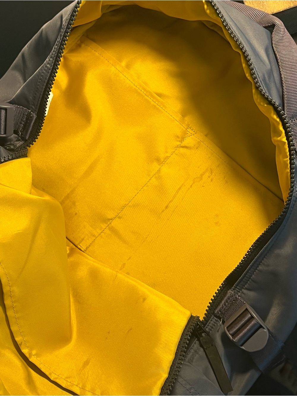 Lululemon Backpack RARE - Picture 3 of 3